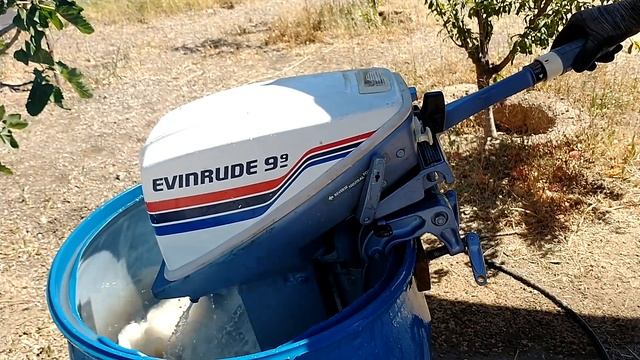 9.9HP JOHNSON / EVINRUDE OUTBOARD MOTOR TESTING смотреть онлайн