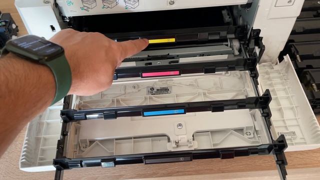 Replacing the Toner Cartridge - HP Color Laserjet PRO M254DW M254NW M280NW M281FDN M281FDW смотреть онлайн