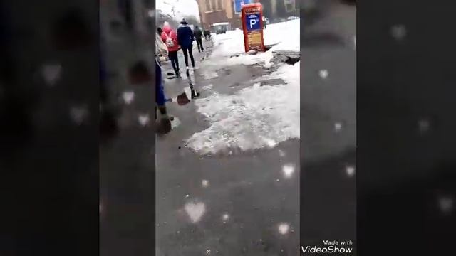 Первый VLOG : 7 марта , подготовка к 8 марта , танцы , сломанный телефон , швея )) смотреть онлайн