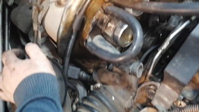 снять генератор BMW X6 двигатель S63 смотреть онлайн