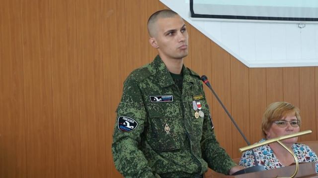 Напутствие бойцам от нового командира бердского «Кондора» Алексея Батенева смотреть онлайн