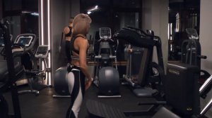 ОБРАТНЫЕ ГАКК ПРИСЕДАНИЯ. Борисова Анна