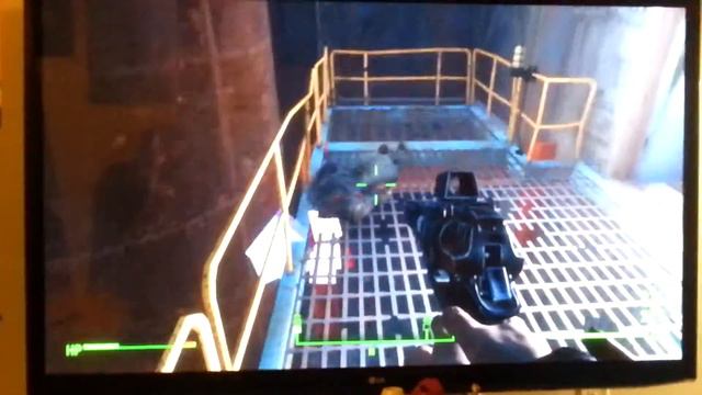 Fallout 4 Rainbow Blood Sprite glitch. смотреть онлайн