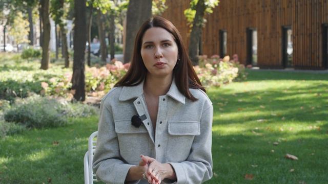 Почему нам сложно собирать стильные образы? смотреть онлайн