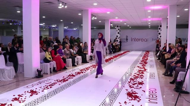 Коллекция Чеченских платьев от fashion house Esimat. показ 2 от Модного дома Esimat смотреть онлайн
