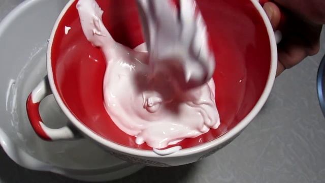 Как украсить куличи. Глазурь на желатине. Меренга и мокрое безе. Просто и вкусно. Хранение куличей смотреть онлайн