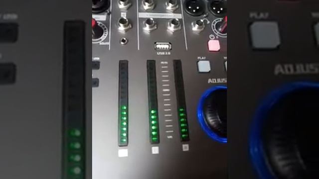 新大呈 SOUNDKING DM8 16面板說明 смотреть онлайн