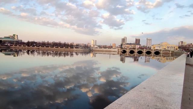 г. Челябинск Вид с набережной просто изумительный. 17.04.2021г смотреть онлайн