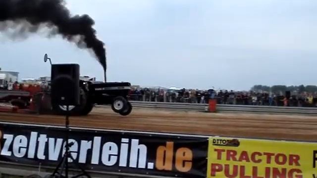 Tractor Pulling Altenburg-Nobitz 2011 смотреть онлайн