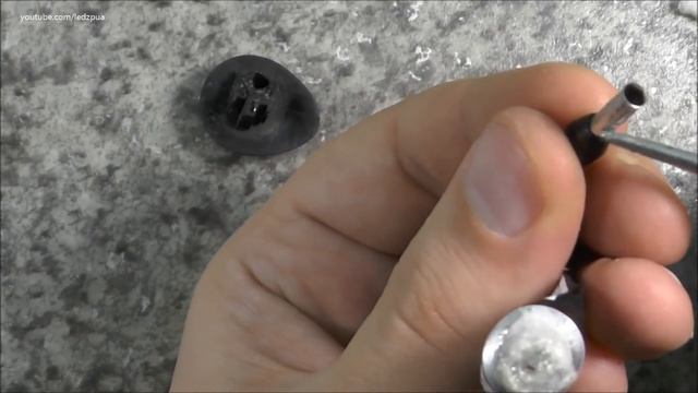 Renault Scenic ремонт форсунки омывателя. смотреть онлайн