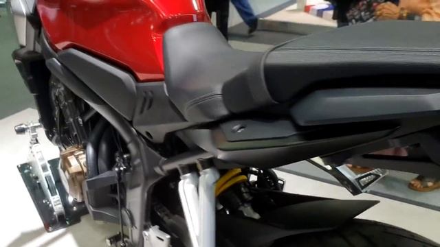 Honda CB650R 2019 Neo Sports Café смотреть онлайн