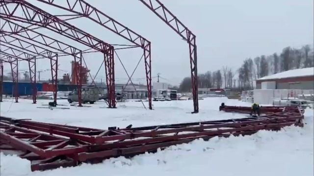 Каркас ангара перевезён, установка на новом месте. смотреть онлайн