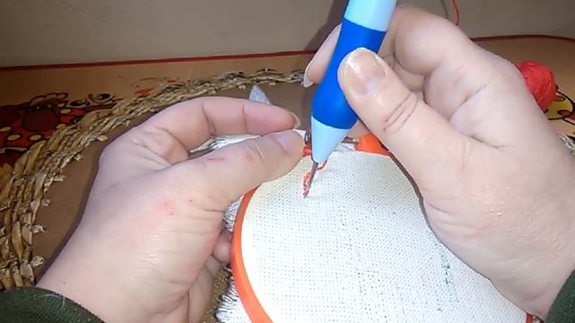 Ковровая вышивка. Как вставить нить в иглу. смотреть онлайн