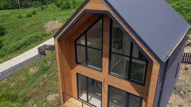 Барнхаус Коттеджи (Barnhouse) в Адлере/Сочи, с видом на море и горы. Дома с ремонтом, уютные и новы