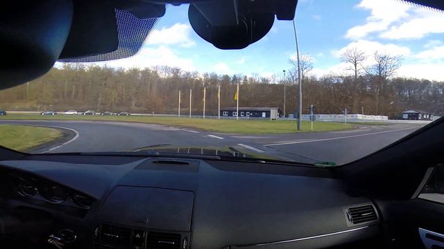 Mercedes C63 AMG W204 - Trying to drift смотреть онлайн