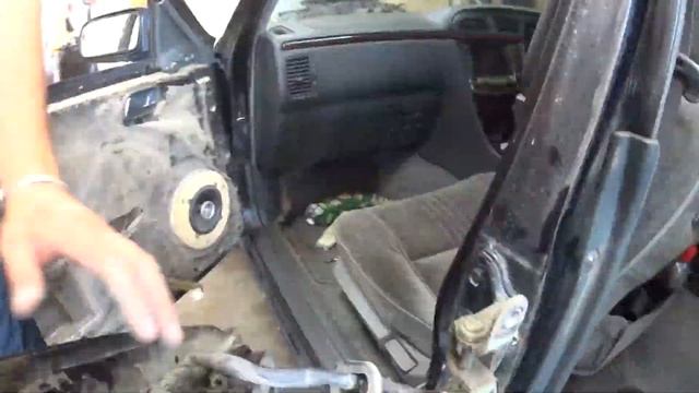 Купили Nissan Cedric Y31 кузов под восстановление и продажу ! Дешевле рынка ! Тачка Японских якудз! смотреть онлайн