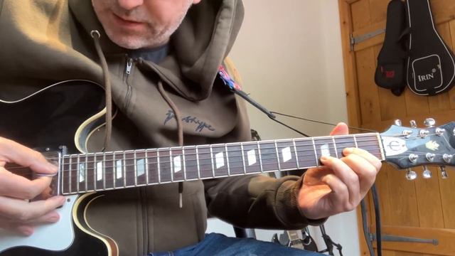 Rockin’ In The Free World - verse chords смотреть онлайн