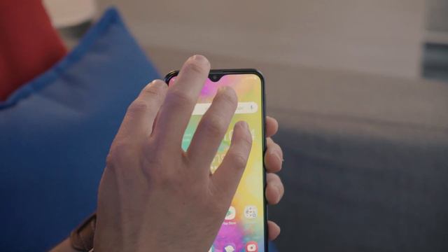 RECENSIONE Samsung M20 | LA BATTERIA È DA URLO! смотреть онлайн