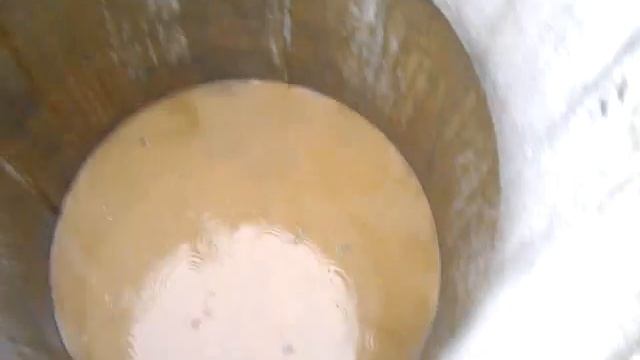 Монтаж канализационного кольца, изготовленного по технологии ПсФБ смотреть онлайн