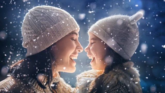 песня "Снежинки словно звездочки" смотреть онлайн