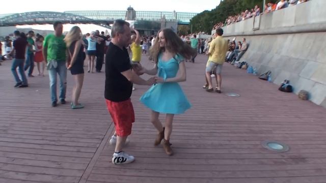 Бачата от Сергея 25.07.2014пт Хастл Опен Эйр смотреть онлайн