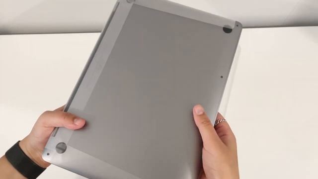 Apple MacBook Pro M1 Unboxing Space Grey смотреть онлайн