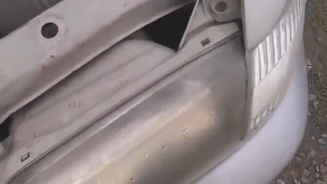 Как самостоятельно поменять фары на Toyota Corona Premio смотреть онлайн