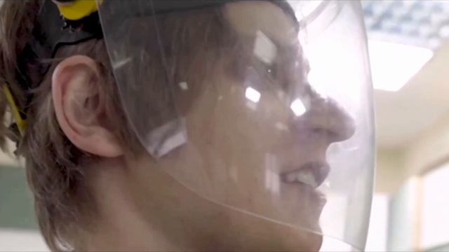 БАНКА КОЛЫ VS ГОРЕЛКА смотреть онлайн