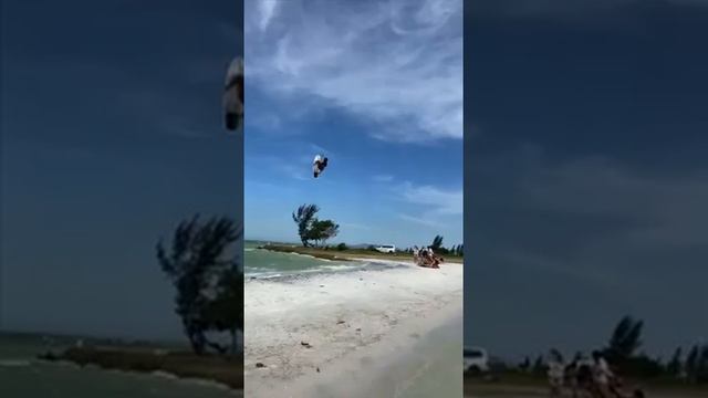 👏👏 Rider (Pedro Matos) #kitesurf, #kitesurfing2021, #allyouneedtrips, #kitetrips, #kite2fly, #Short смотреть онлайн