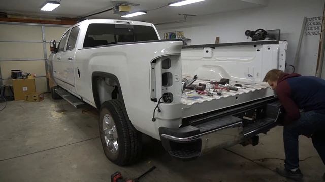 Востанавловаю Перевёрнутый Пикап GMC Sierra 3500HD [ 22 часть] смотреть онлайн