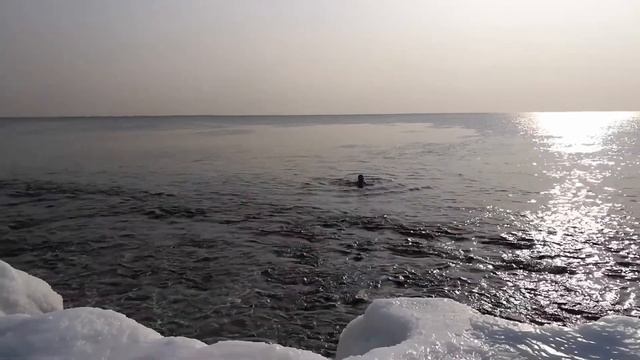 Купальный сезон открыт 2018... Владивосток... Тихий океан... смотреть онлайн