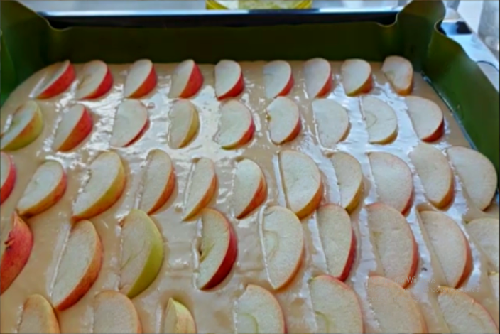 ЭТО НАСТОЛЬКО ВКУСНО, что можно готовить каждый день, яблочный пирог, шарлотка рецепт..mp4 смотреть онлайн