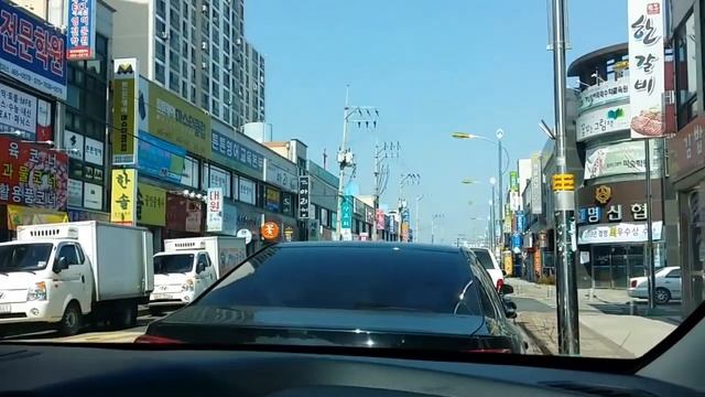 Провода вдоль дорог