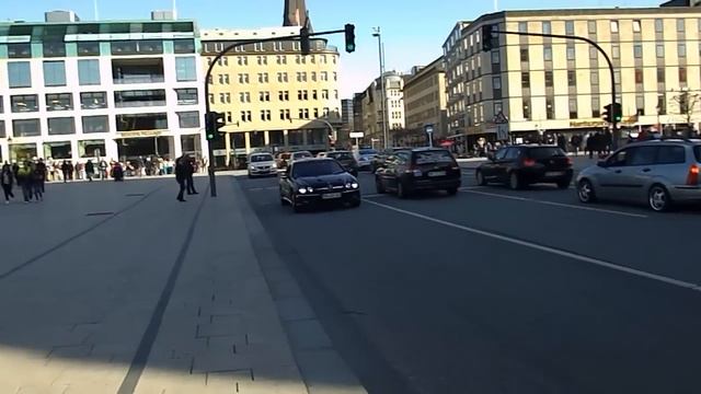 Mercedes CL 55 AMG loud acceleration смотреть онлайн