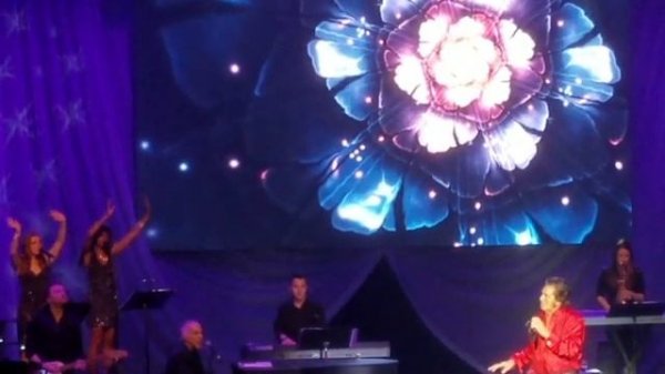 Engelbert Humperdinck sings Last Waltz Live on tour January 17th, 2020 from Tunica, Mississippi