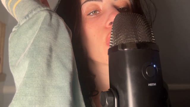 ASMR NO TALKING Mouth Sounds & Tongue Fluttering смотреть онлайн