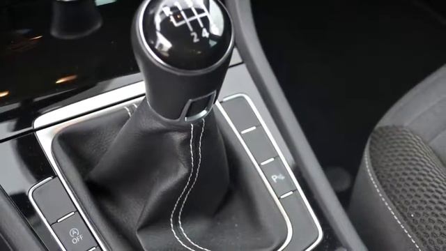 Volkswagen Golf 1.2 TSI CUP Edition смотреть онлайн