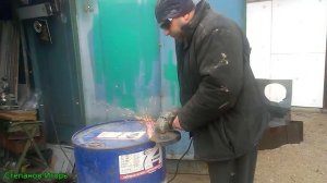Бочка 200 литров Как правильно вскрыть металлическую бочку  чтобы сохранить целой крышку часть 2