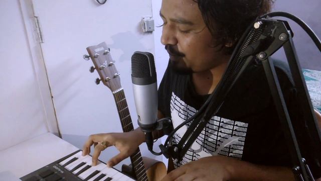 The Beatles - Let it be (one minute cover w/solo) | Mr. Third October смотреть онлайн