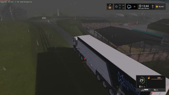 IT'S EATING THE BALES | Shamrock Valley | Farming Simulator 17 - #26 смотреть онлайн