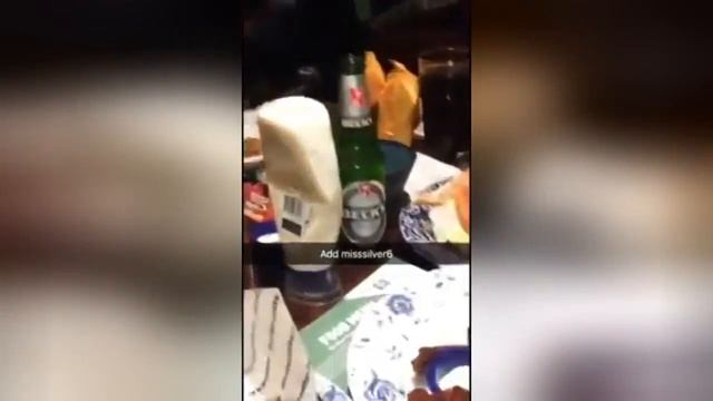 MAN PLAYS HILARIOUS DRINKING GAME AT WETHERSPOONS PUB смотреть онлайн