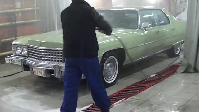 Кадиллак 1974 на мойке смотреть онлайн