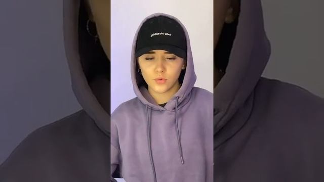 У ЖИРАФА ПОЯВИЛСЯ КОНКУРЕНТ - АЛЕНА САХНОВА смотреть онлайн