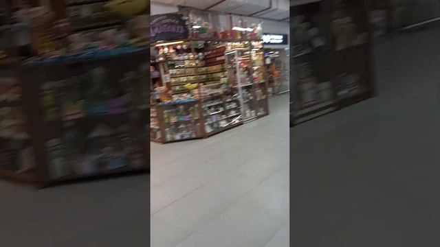 Женщина еле отстала смотреть онлайн
