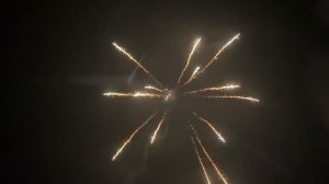 Запустили салют люсткугель 4 дюйма🎇 фестивальный шар 100 миллиметров🎆