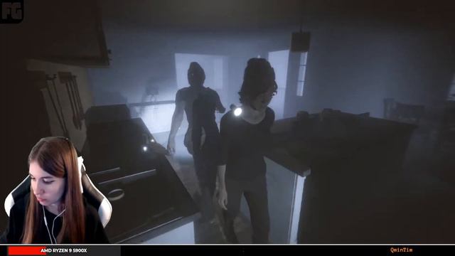 FrauGamer смотрит обновление 0.5.0 🎮Phasmophobia 🎮 Девушка стримит