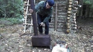 Строительство избушки в лесу