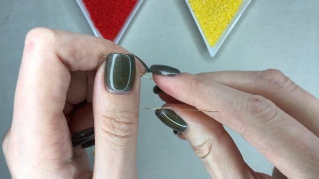 Как сделать Подарок из бисера в технике параллельное плетение для начинающих. Diy смотреть онлайн