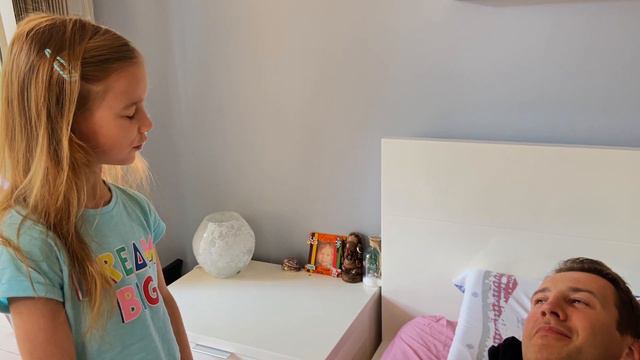 Милана и ее приключения на Хэллоуин для детей | Milana & her Halloween Stories for Kids смотреть онлайн