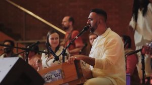 Hare Krishna— Radhika Das — LIVE Kirtan at Kensington Great Hall, London